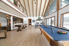 Hakuna Matata Lakefront - LAKEFRONT, PRIVATE DOCK, AND GAME ROOM!